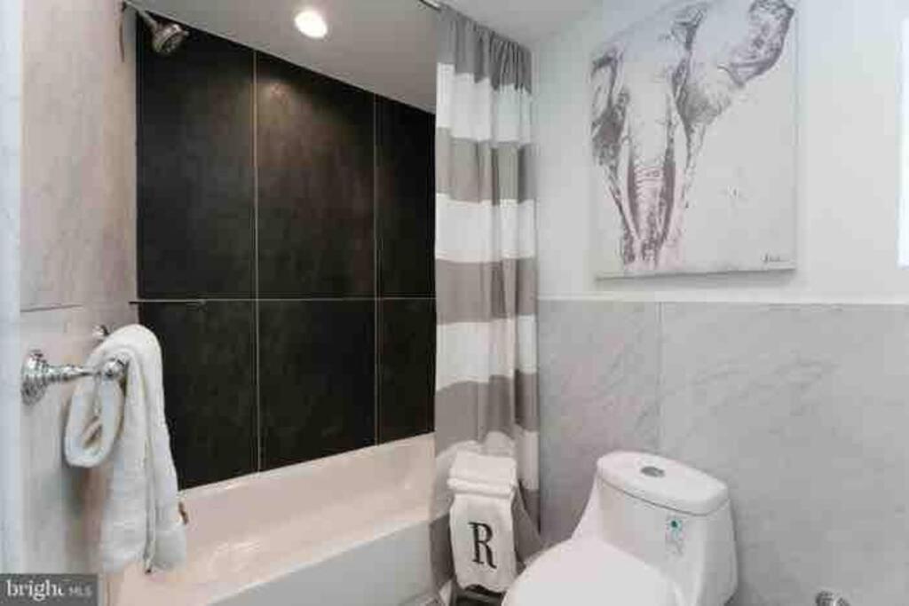 Brand New Home In South Philly!!! Philadelphia Exterior photo
